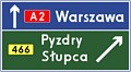 Drogowskaz tablicowy umieszczany obok jezdni na autostradzie